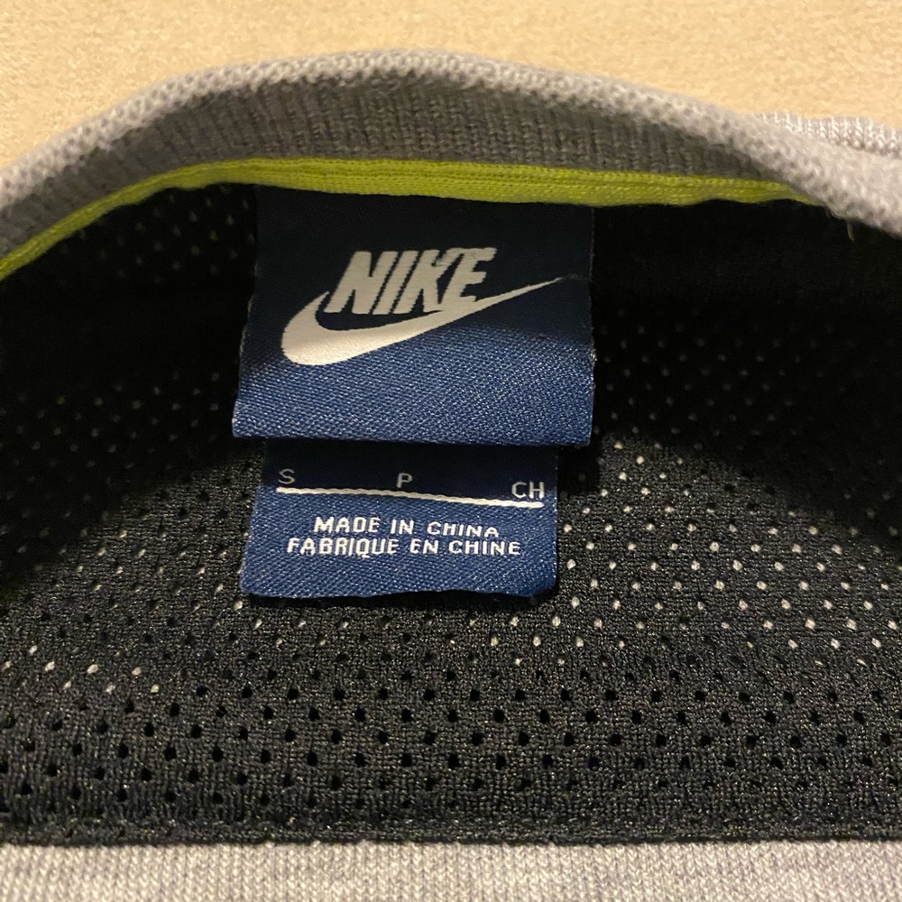 Nike Men's Gray and Black Crewneck Sweatshirt - Picture 3 of 3